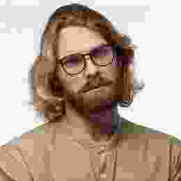 Testmonials-person-2